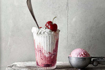 We tried Tyra Banks’ ‘revolutionary’ hot ice-cream, and colour us confused